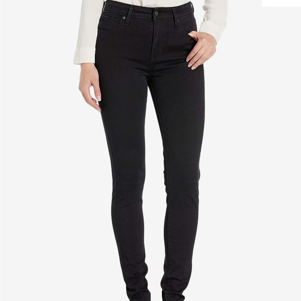 Levi’s 721 High Rise Skinny Black Wash Jeans 26